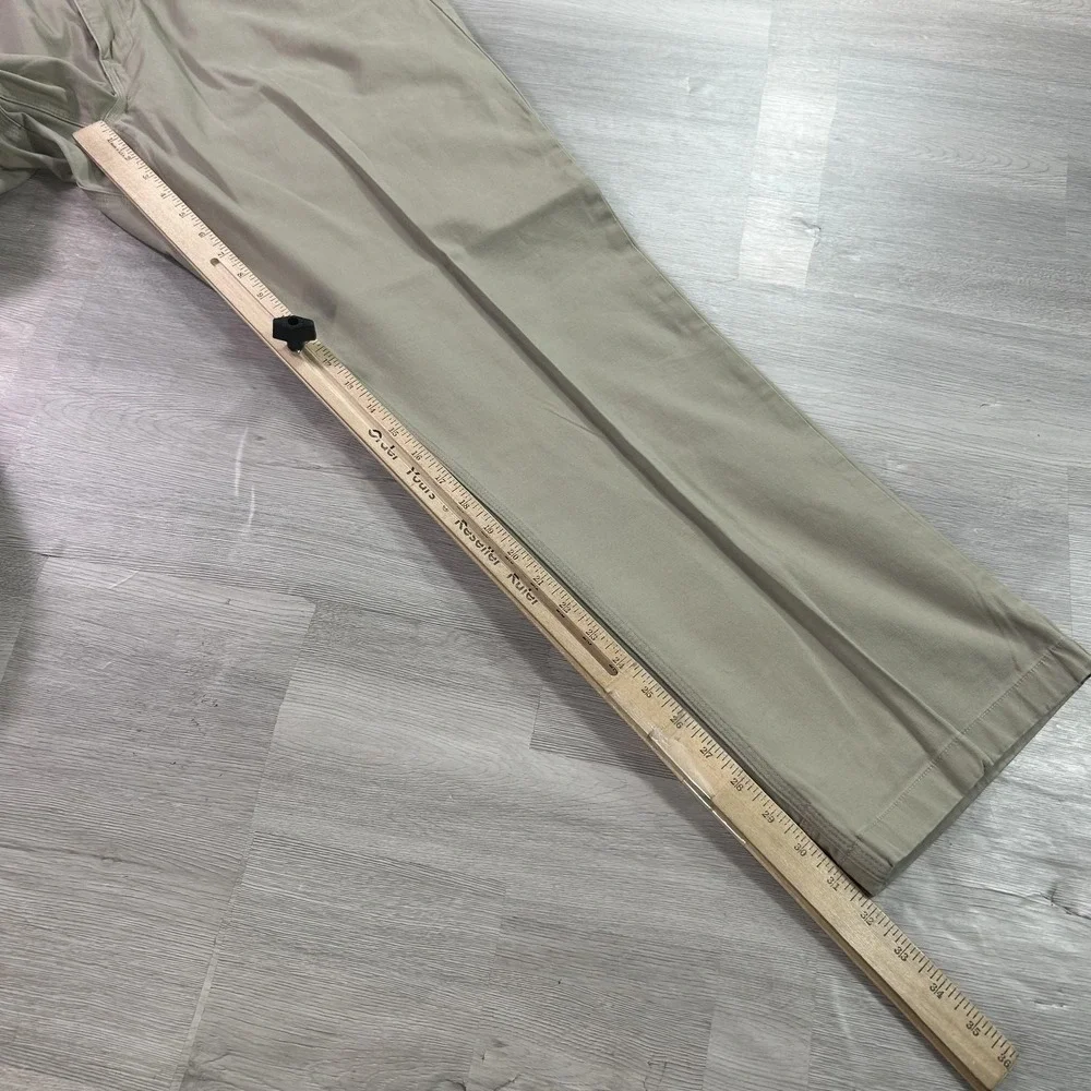 Duluth Trading Co Pants Mens 38x32 Beige Flex Ballroom Khakis Relaxed Fit